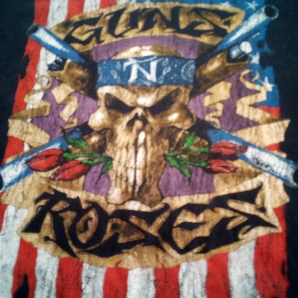 Guns and Roses Large Men's T-shirt